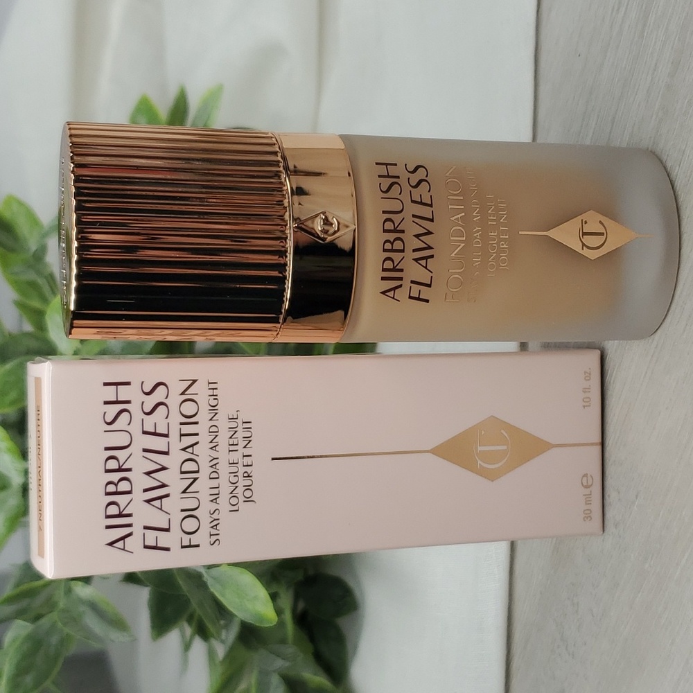 NEW CHARLOTTE TILBURY Airbrush Flawless Longwear Foundation 7 Neutral 30mL